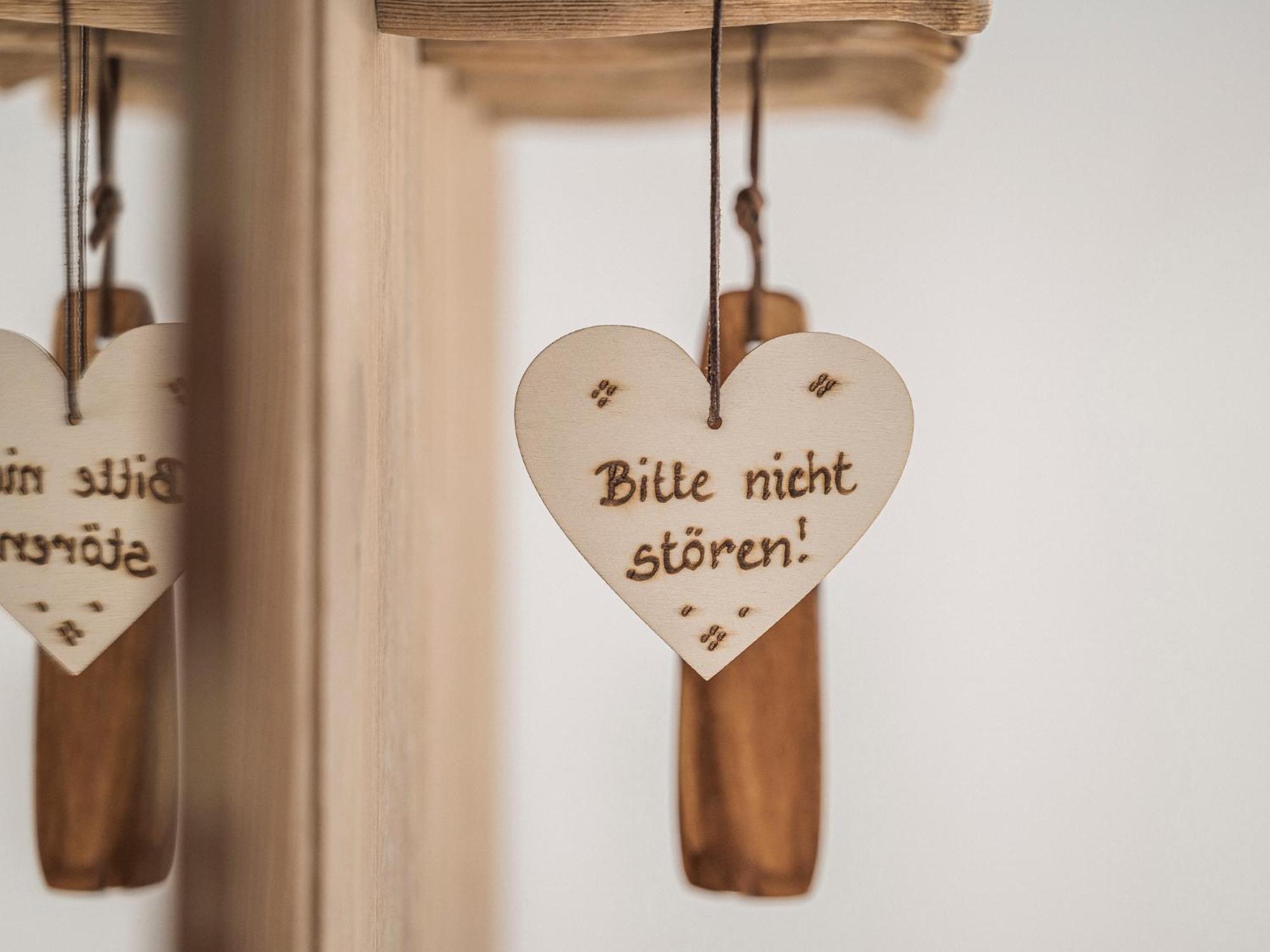 Apparthotel "Landhaus Veronika" Mayrhofen Eksteriør bilde